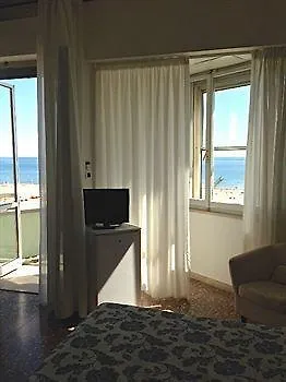Hotel Carlton