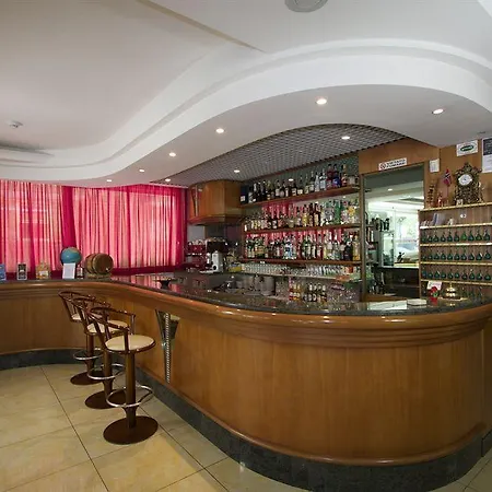 Hotel Monica 3*