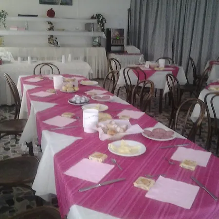 Hotel Condor 3*