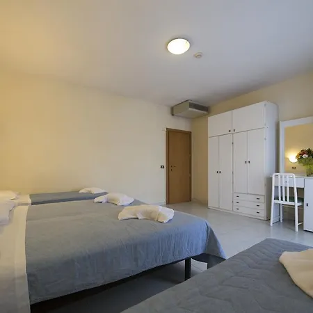 Hotell Europa 3*
