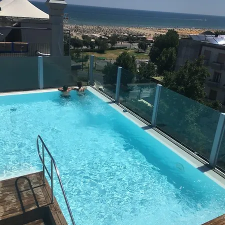 Hotel City