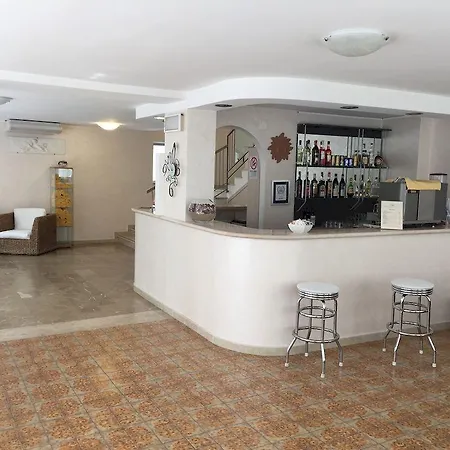 Hotel Stresa 3*