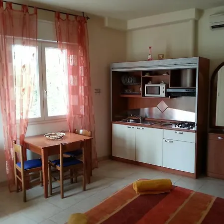 La Aparthotel