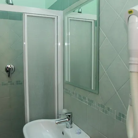 Azzurra Hotel 3*