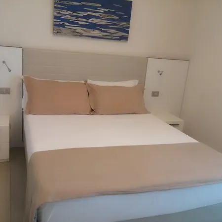 Otel & Cavalluccio Marino 3*