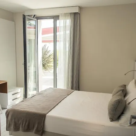Otel & Cavalluccio Marino 3*