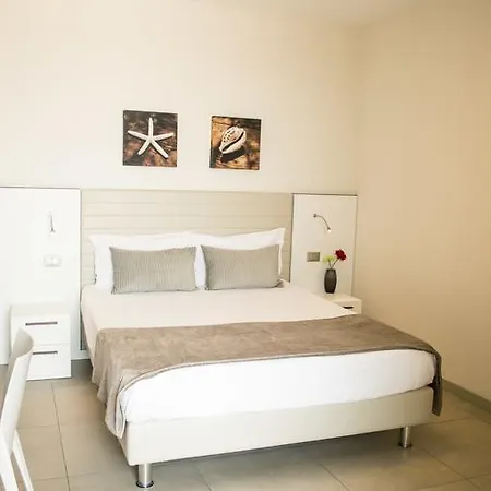 Otel & Cavalluccio Marino 3*