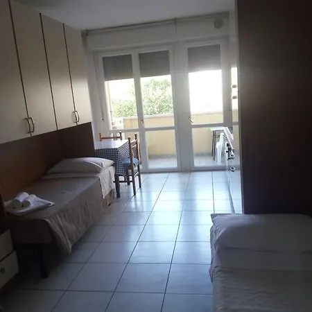 Hotel apartamentowy Maryel Rimini