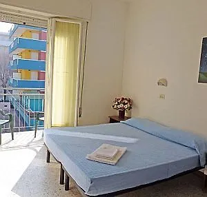 Derna Hotell