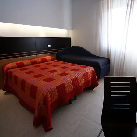 Lalla Hotel 3*