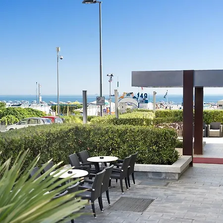 Ascot & Otel Rimini