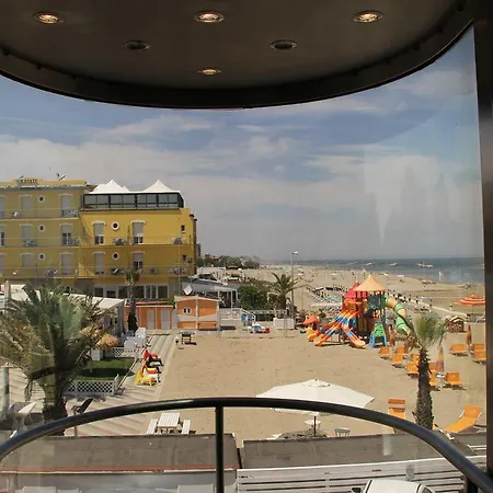 Otel & Cavalluccio Marino 3*