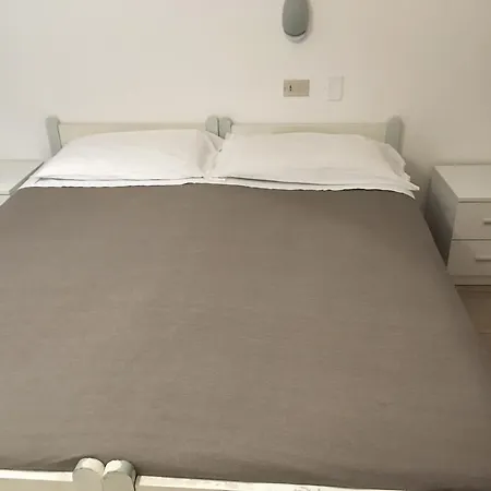 ميغاني سبياغيا 2* ريميني