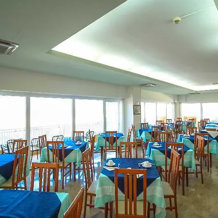Carnaby 3* Rimini