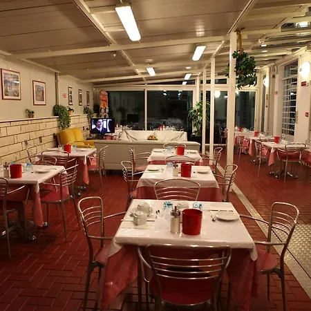 Parigi Hotel 3*