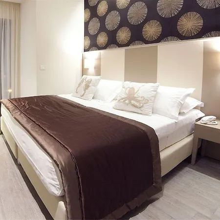 L'hotel Hotel