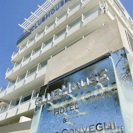 Club House 4*