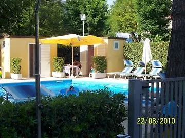 Отель Bahama 3*