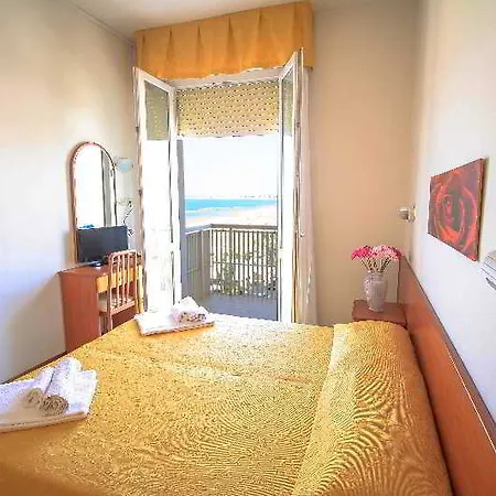 Hotel Carnaby 3*