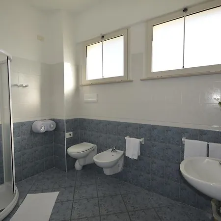 Hotel Corona 3*