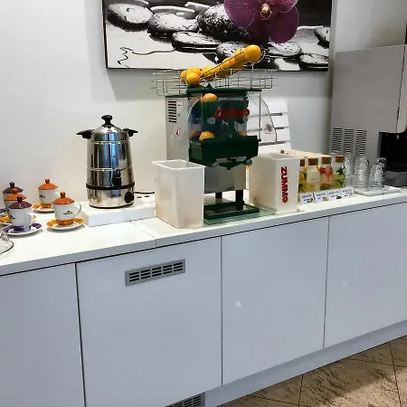 Hotel Byron 3*