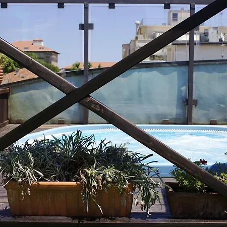 Hotel Charles Rimini