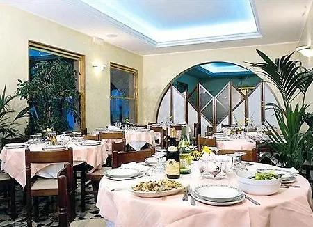 Hotel Fra I Pini