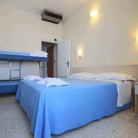 Europa Hotell 3*
