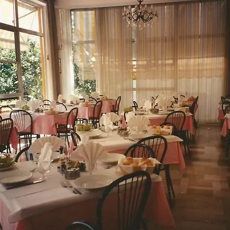 Amados Rimini