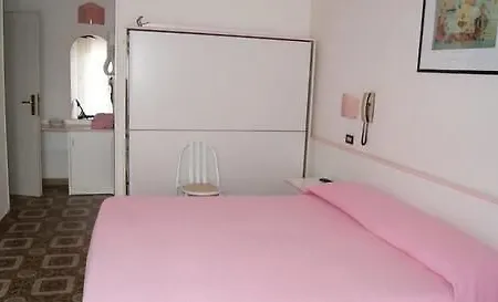 Hotel Rosy 3*