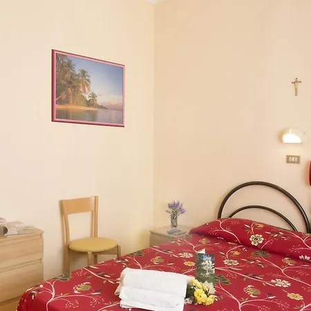 Hotell Fior Di Loto - 2*