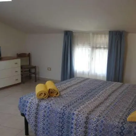 La Aparthotel 3*