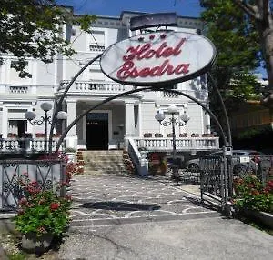 Hotel Esedra 3*