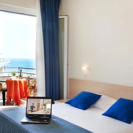 Hotel Fantasy 3*