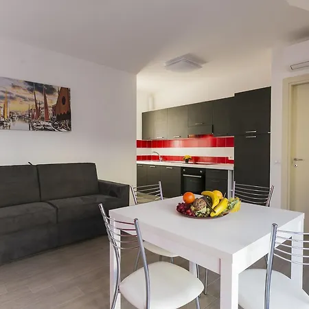 Residenza Riva Azzurra Aparthotel 2*