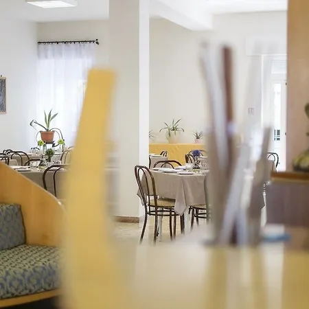 Otel T 3*