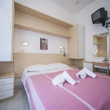 Hotel Alba 3*