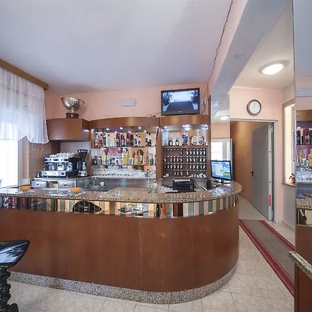 Hotel Alba 3*