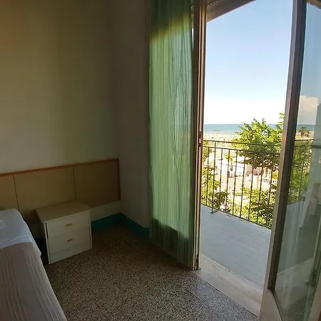 Hotel Capitol