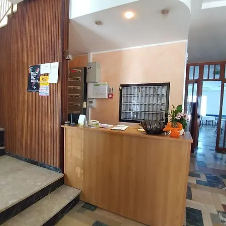 Capitol Hotel