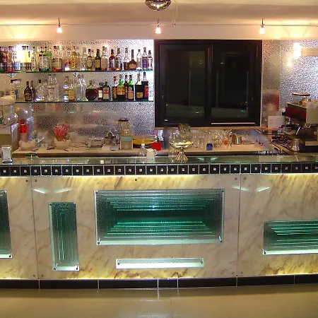فندق Gambrinus ريميني