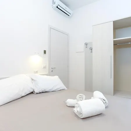 Tourist Meuble Hotel