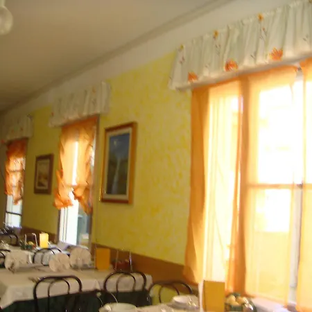 Moroni Hotel