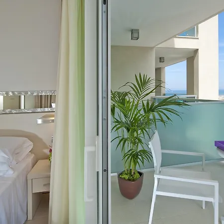 Mercure Artis