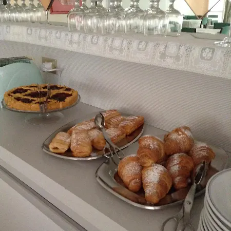 Protti Couette-café Rimini