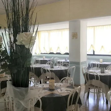Montmartre Aparthotel *