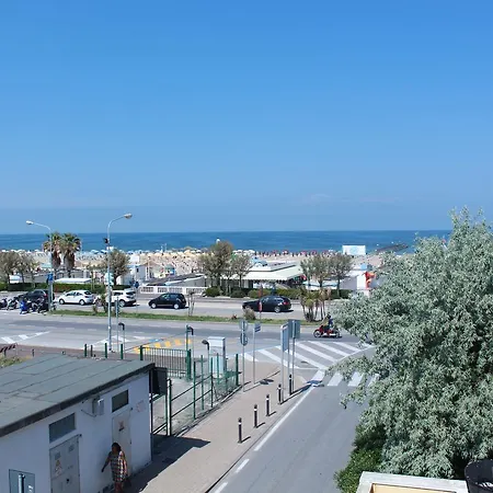 Aparthotel Stella Polare 3*