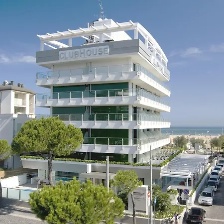 Club House 4* Rimini