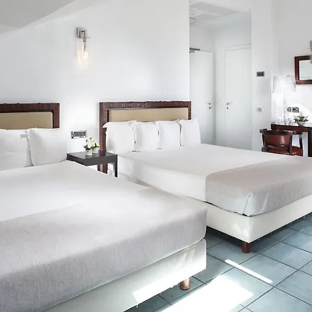 Club House Hotel