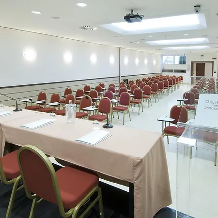 Club House 4*